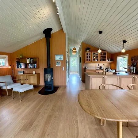Modern With Wood-fired Hot Tub *
