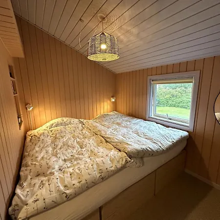 Дом отдыха Modern With Wood-fired Hot Tub *